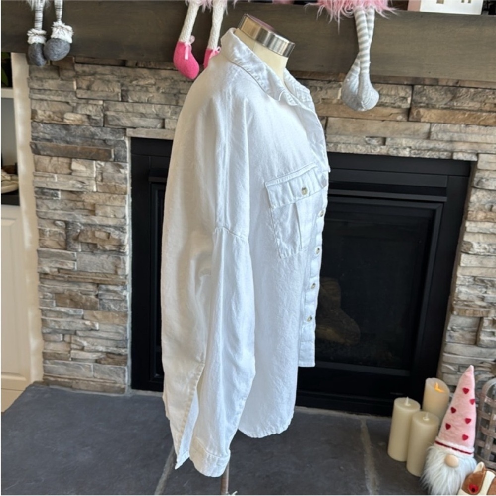 Topshop White Boxy Button Down Shirt with Notched Collar - Picture 8 of 13